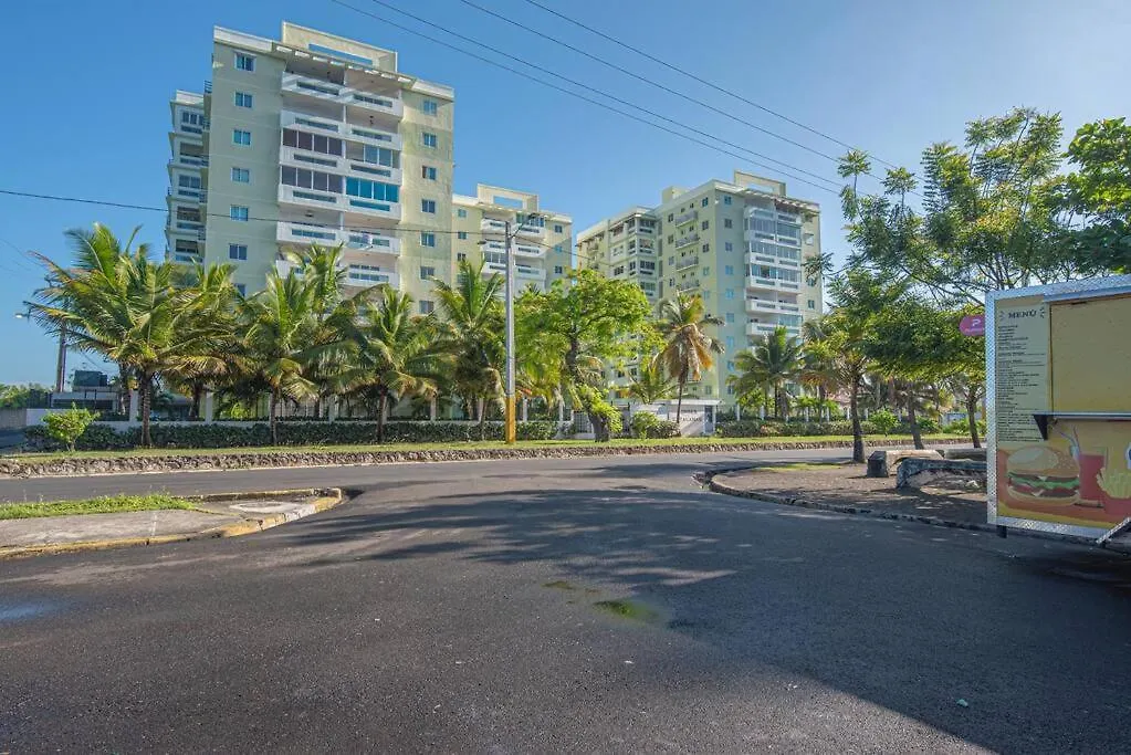 Escape Oceanfront 3Br Condo In Avenida Espana 9Flr With Pool 산토도밍고 아파트