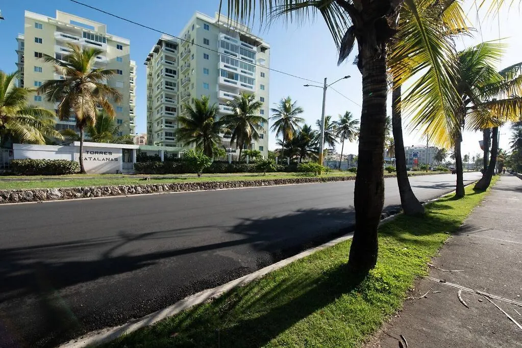 Apartamento Escape Oceanfront Condo in Avenida Espana w/Pool Santo Domingo